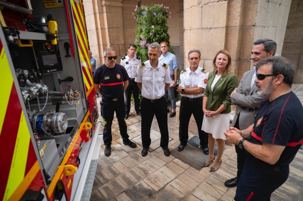 Castelló invierte un millón para adquirir 8 nuevos vehículos de bomberos: renueva un tercio de la flota