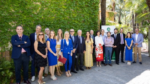 Ruth Merino resalta en Elche la contribución del tejido empresarial al desarrollo económico 
