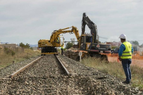 Hormigones Mar Menor se lleva el contrato de 586.000 euros para el hormigón del AVE entre Librilla y Alhama
