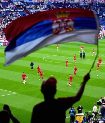 Serbia amenaza con dejar la Eurocopa si no hay sanciones de UEFA por cánticos hostiles en el Albania-Croacia