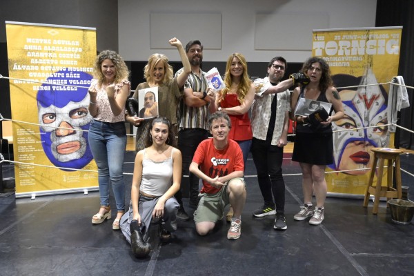 Entre versos y escenas: los dramaturgos valencianos ‘pelean’ sobre el ring