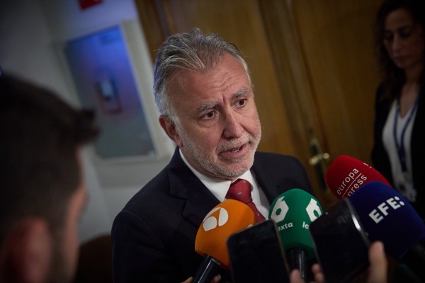 El ministro Torres anuncia que 2 de julio constituirá la comisión que sacará a los monjes del Valle de los Caídos