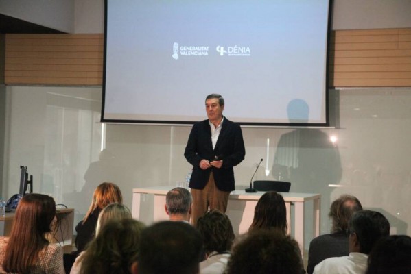 Sanidad declara de difícil cobertura el Hospital de Ontinyent y el departamento de salud de Dénia