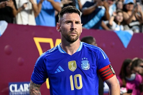 Messi: “La edad es un número. Yo me siento muy bien competitivamente”

