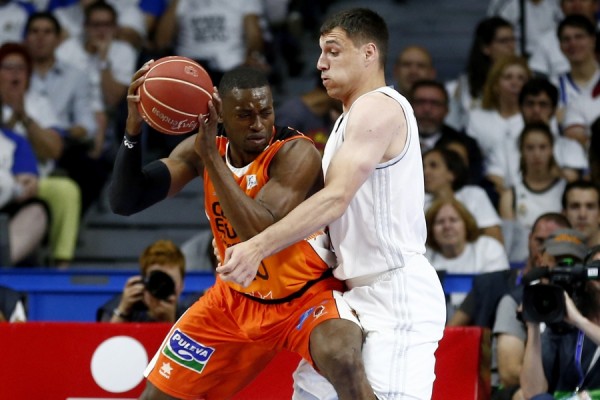 El Valencia Basket, a rehacerse de la dura derrota inicial y cumplir su plan