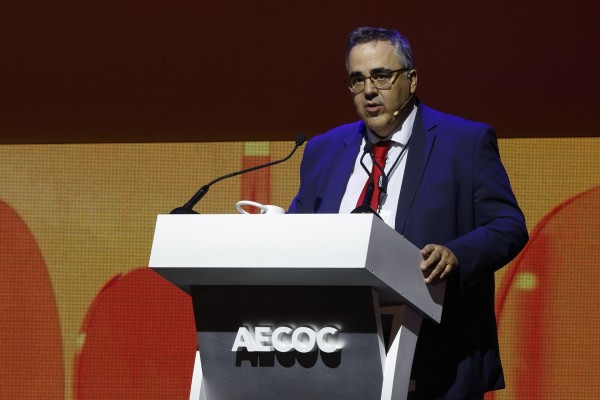 CEOE eleva al 2,5% su estimación de crecimiento en 2024, impulsado por hostelería, turismo y empleo