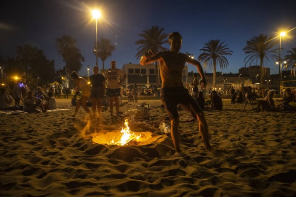 Noche de San Juan en València: Metrovalencia y EMT València refuerzan su servicio de transporte 