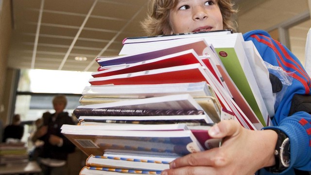 El bono libro deberá incluirse en la declaración de la renta como rendimiento de trabajo