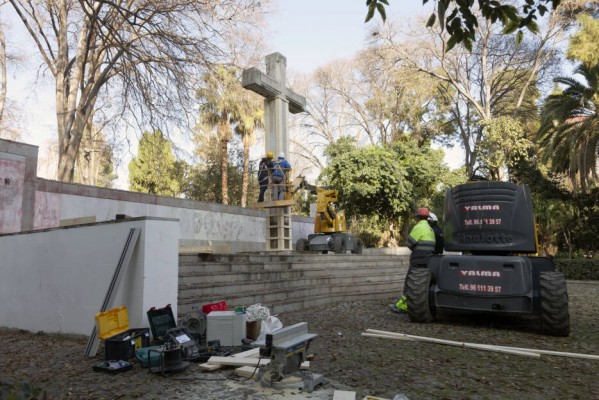 Compromís pide al Ayuntamiento de Castelló que recurra la sentencia que anula la retirada de la cruz