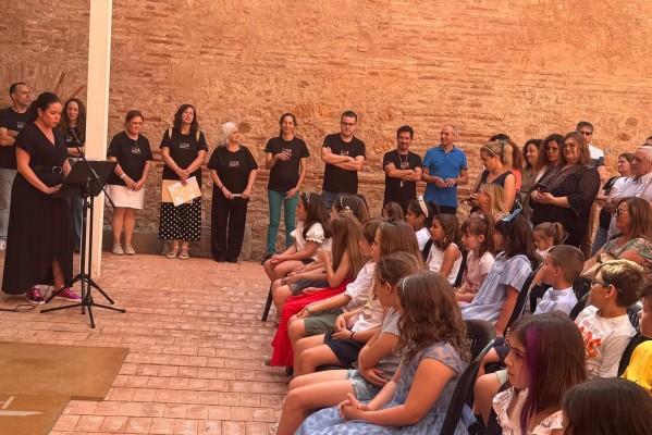 El alumnado de Jardí Artístic del CMA de Burriana celebra su graduación y la entrega de diplomas