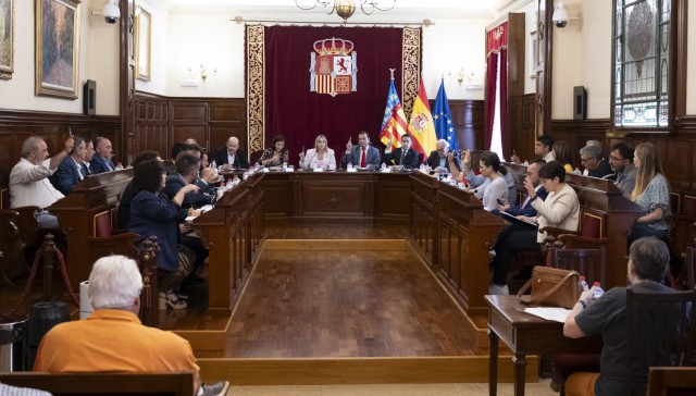 El PP se alía con el PSPV y Compromís por el Día del Orgullo y Palestina ante las protestas de los bomberos
