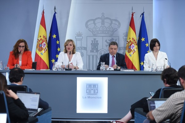 El Gobierno aprueba los primeros 46 millones para las nuevas plazas de profesor ayudante doctor