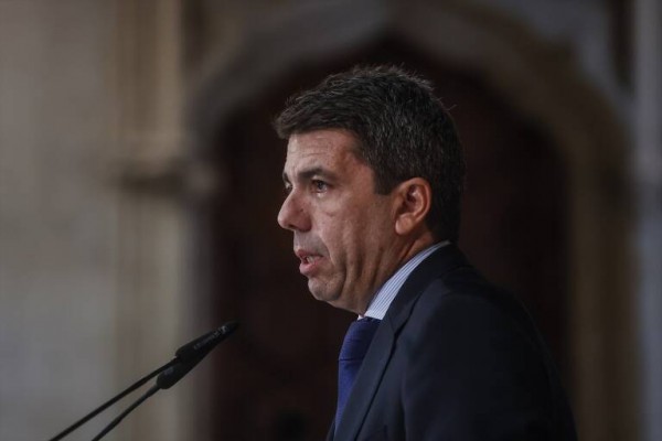 Mazón critica que el PSOE esté 