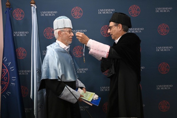Coetzee, Doctor Honoris Causa de la UMU: 