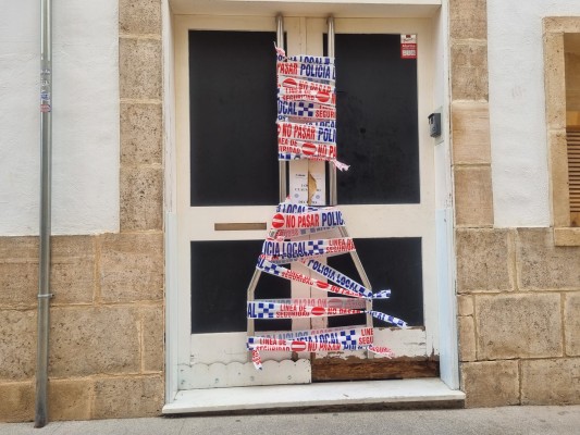 Xàbia clasura un club de fumadores tras intervenir dos kilos de hachís y marihuana