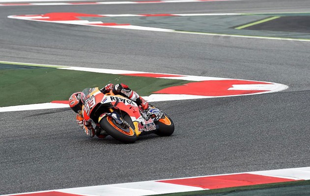 Márquez se adapta mejor al nuevo trazado y supera a Lorenzo en calificación
