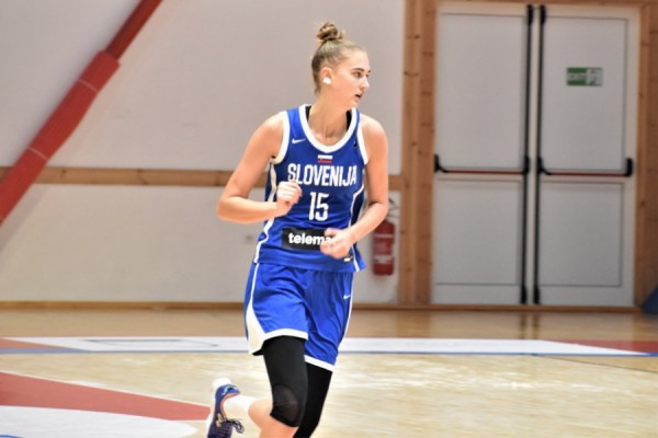 Valencia Basket incorpora a la joven pívot eslovena Mojca Jelenc
