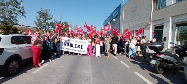 Los trabajadores de Solvia en Alicante, en huelga, advierten que peligran empleos y recortes de sueldos