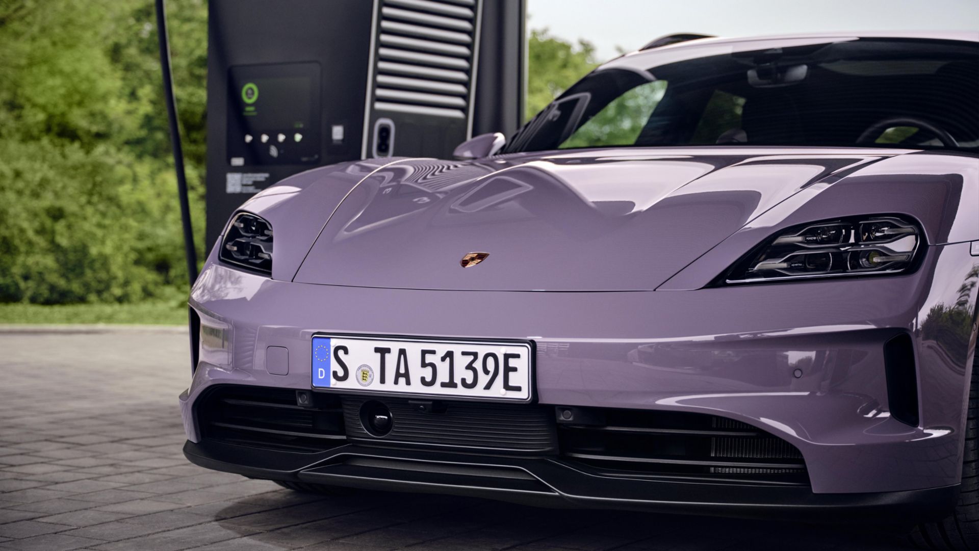 Nueva Porsche Charging Lounge en Ingolstadt: carga rápida de hasta 400 kW
