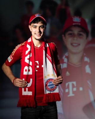 El Bayern de Múnich renueva a Aleksandar Pavlovic hasta 2029
