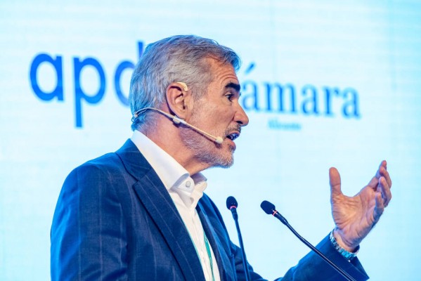 Adolfo Utor: de 'niño 
yuntero' a Forbes