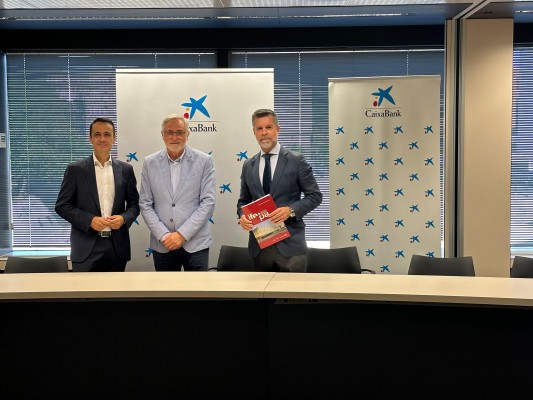 CaixaBank e IFEPA firman un nuevo convenio de colaboración