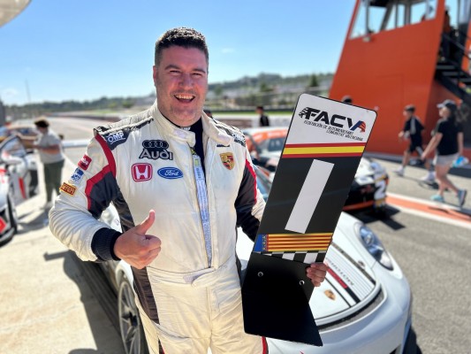 Victoria de Pablo Hernández (Porsche) en el Campeonato de Velocidad de la Comunitat Valenciana