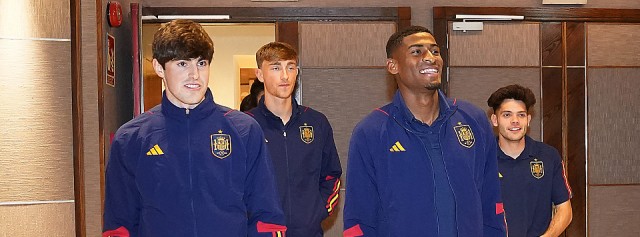 Cinco jugadores del Valencia pendientes de París 2024