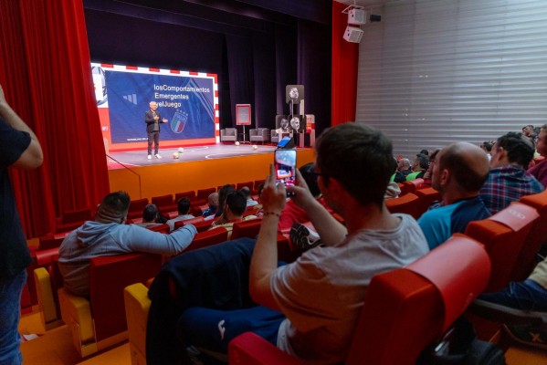 El turismo de congresos también va como un tiro en Cartagena
