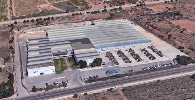 El grupo Coycama se hace con la nave de Jobelsa en Benicàssim para llevar la planta de Becrisa de Onda
