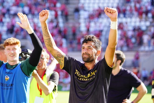 El Castellón renueva a Alberto Jiménez hasta 2026
