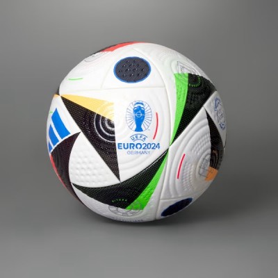 Adidas desvela el balón del debut de España en la Eurocopa contra Croacia