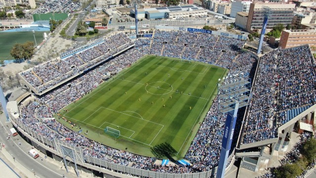 Un amistoso entre el Hércules y el Alavés para conmemorar la inauguración del Rico Pérez