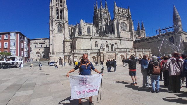 José Arredondo llegará mañana a Santiago después de 3.000 km a pie para sensibilizar sobre el cáncer