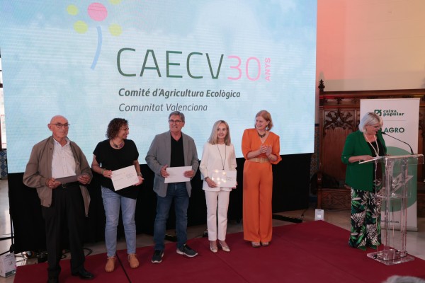El ganadero castellonense Fernando Robres, reconocido por el Comité de Agricultura Ecológica