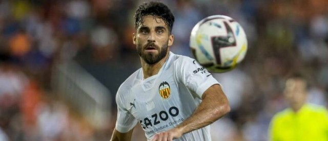 Las Palmas se interesa en la cesión de Eray Cömert