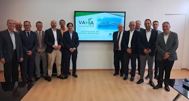 El consorcio VAHIA aborda medios de financiación para producir hidrógeno verde en Alicante