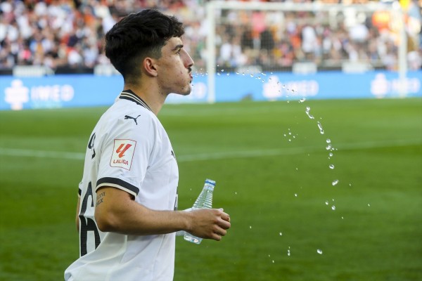 Diego López apunta al frente del ataque