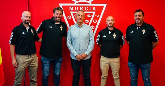 El Real Murcia incorpora a Goiria, Zubiaur, Markitz y Eguiarte a su estructura deportiva
