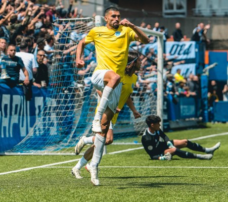 El UCAM CF ficha al centrocampista Segura y el Águilas al delantero Joel 