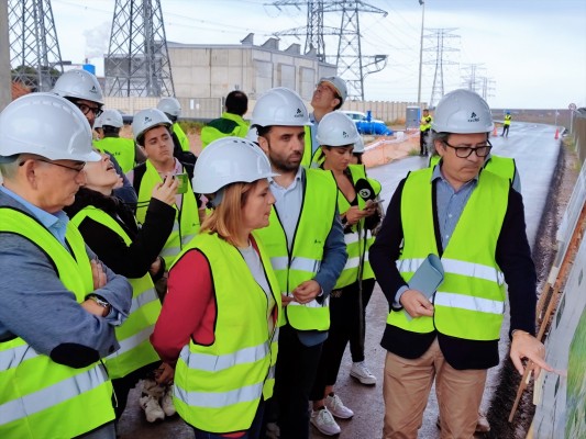 Las obras de conexión del Puerto de Sagunto con el Corredor Mediterráneo concluirán a final de año