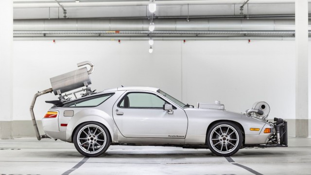 Así se medía el ruido de rodadura con un Porsche 928
