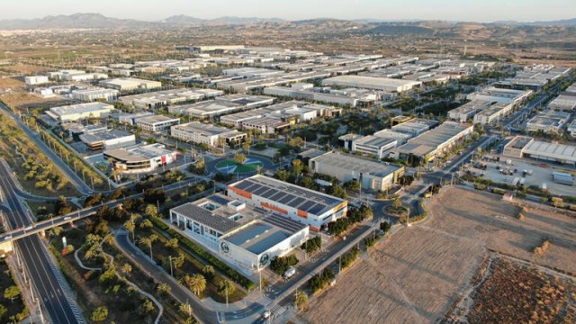 La creación de empresas en la Comunitat aumenta un 30,8 % en abril, hasta las 1.401 sociedades
