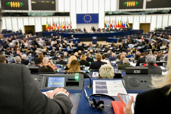 El Partido Popular Europeo gana las elecciones y sube la ultraderecha