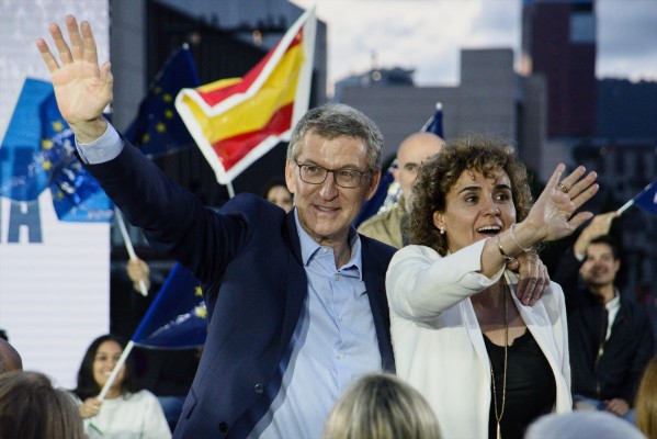 El PP ganas las europeas con el 34% y 22 escaños frente al 30% y 20 diputados del PSOE
