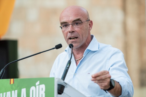 Buxadé, preocupado por baja participación, critica el 