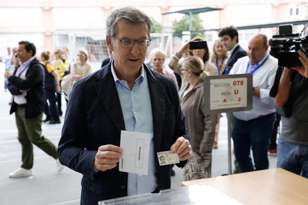 Feijóo anima a votar: 