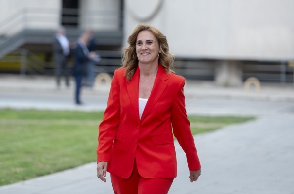 
Estrella Galán (Sumar) advierte de que la democracia y las libertades están 