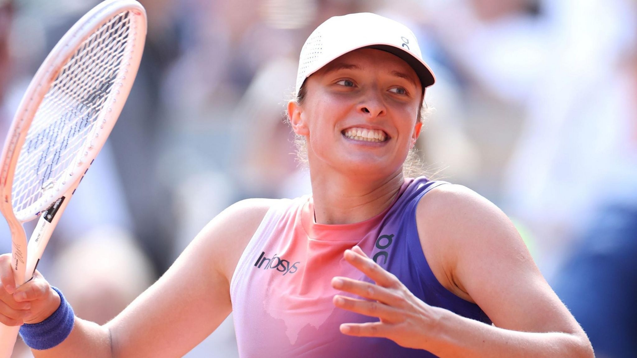 Swiatek destroza a Paolini y conquista su cuarto Roland Garros

