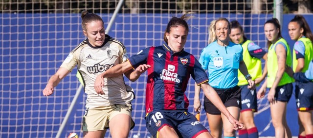 El Levante Femenino busca seguir en la pelea por la Liga de Campeones en Granada